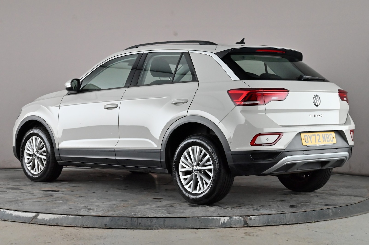 Used Volkswagen T-Roc 2022 for sale - 76892948: Photo 4