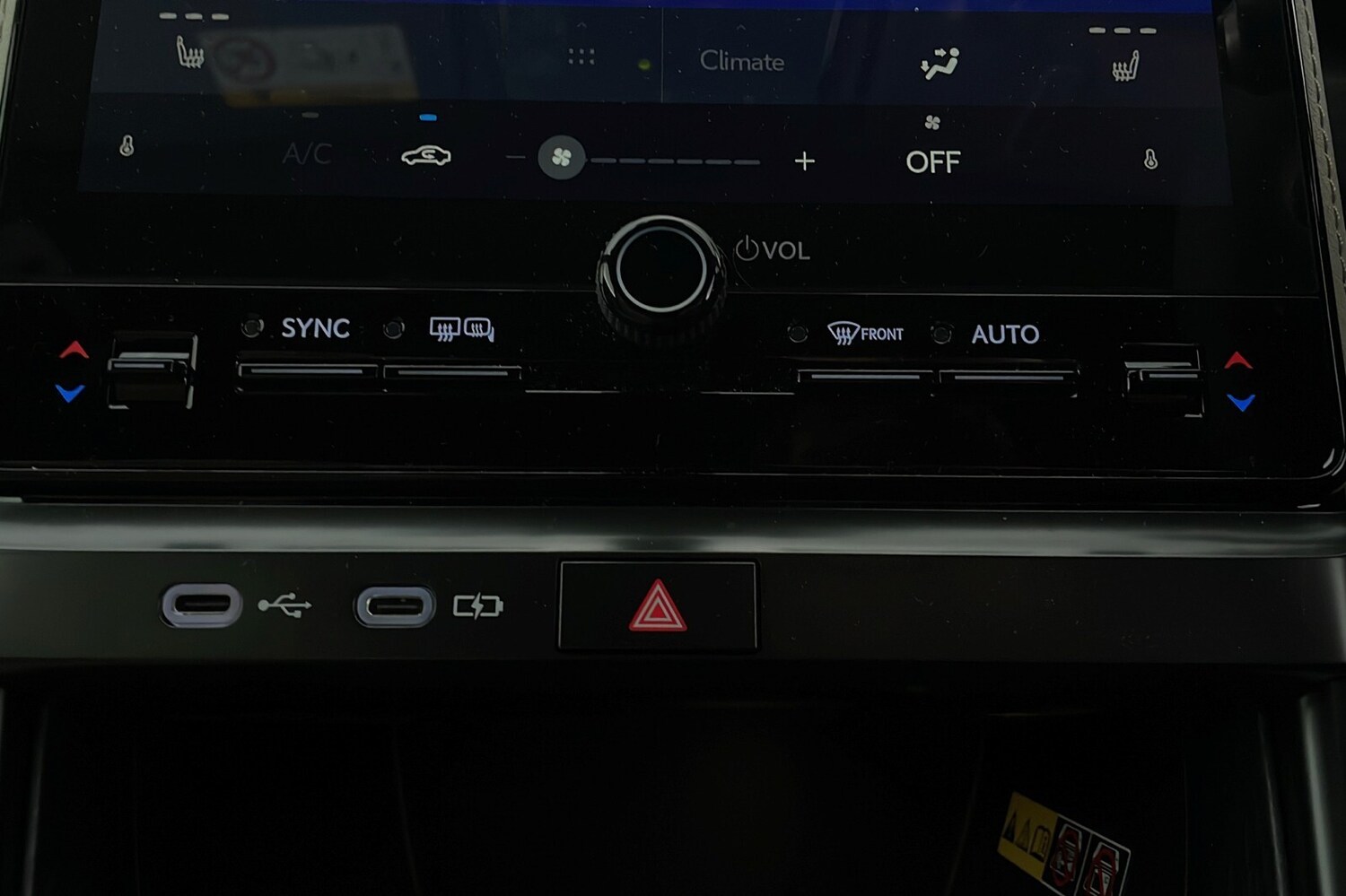 2025 Lexus LBX 1.5 Premium Plus 5dr E-CVT Hatchback Hybrid Automatic - Picture 14 of 24