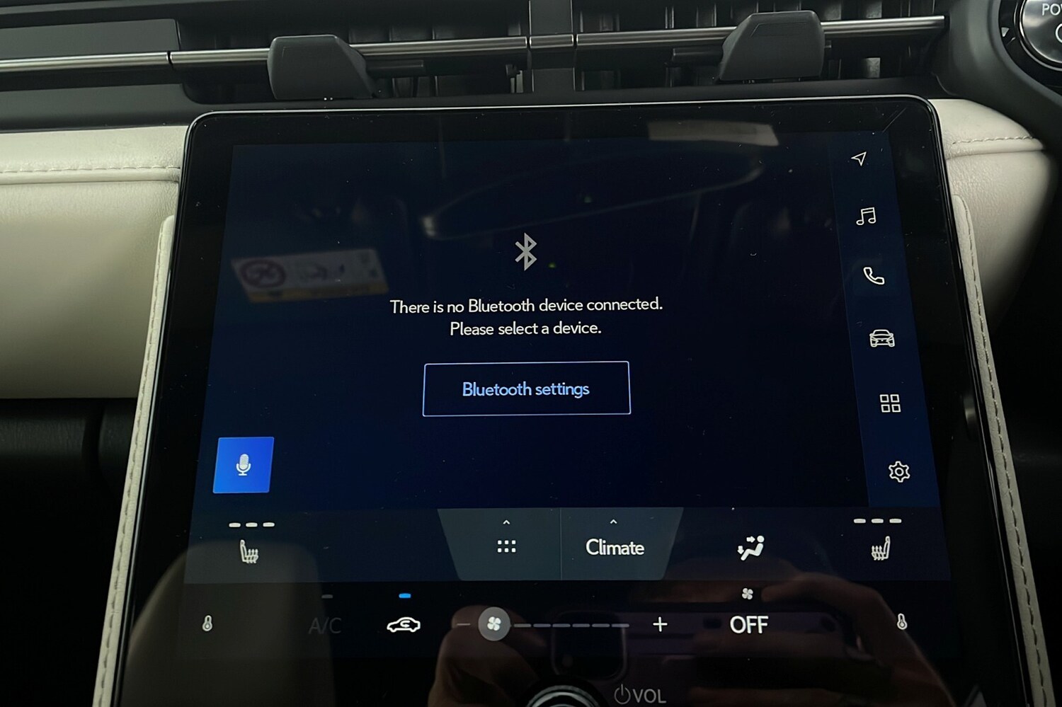 2025 Lexus LBX 1.5 Premium Plus 5dr E-CVT Hatchback Hybrid Automatic - Picture 18 of 24