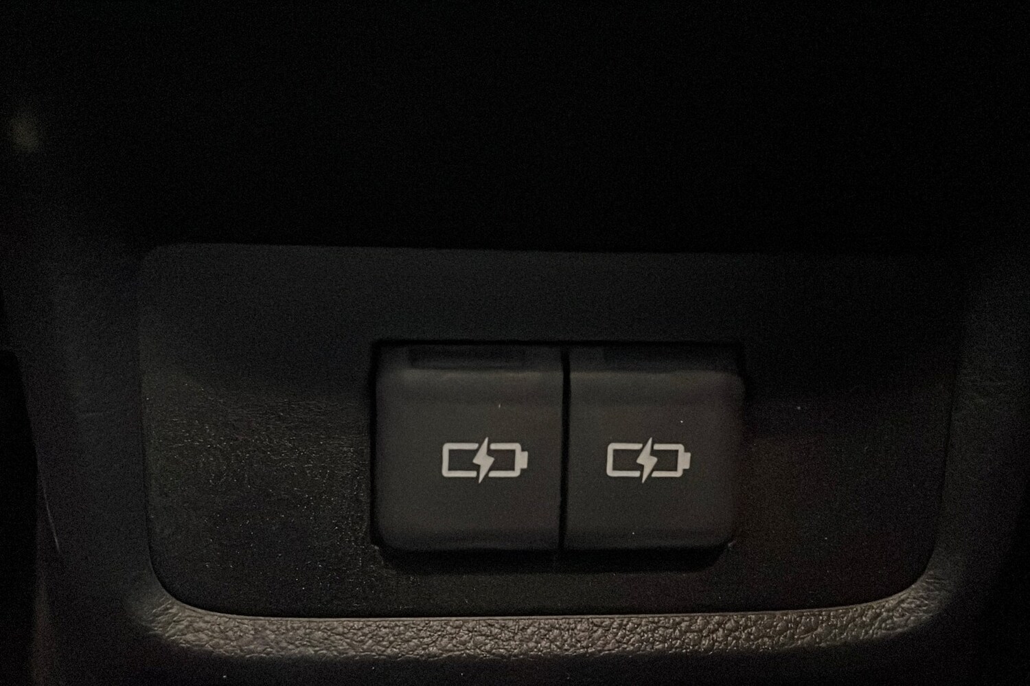 2025 Lexus LBX 1.5 Premium Plus 5dr E-CVT Hatchback Hybrid Automatic - Picture 22 of 24