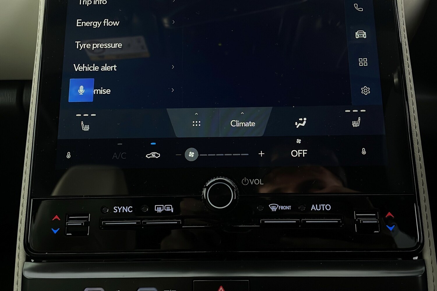 2025 Lexus LBX 1.5 Premium Plus 5dr E-CVT Hatchback Hybrid Automatic - Picture 23 of 24