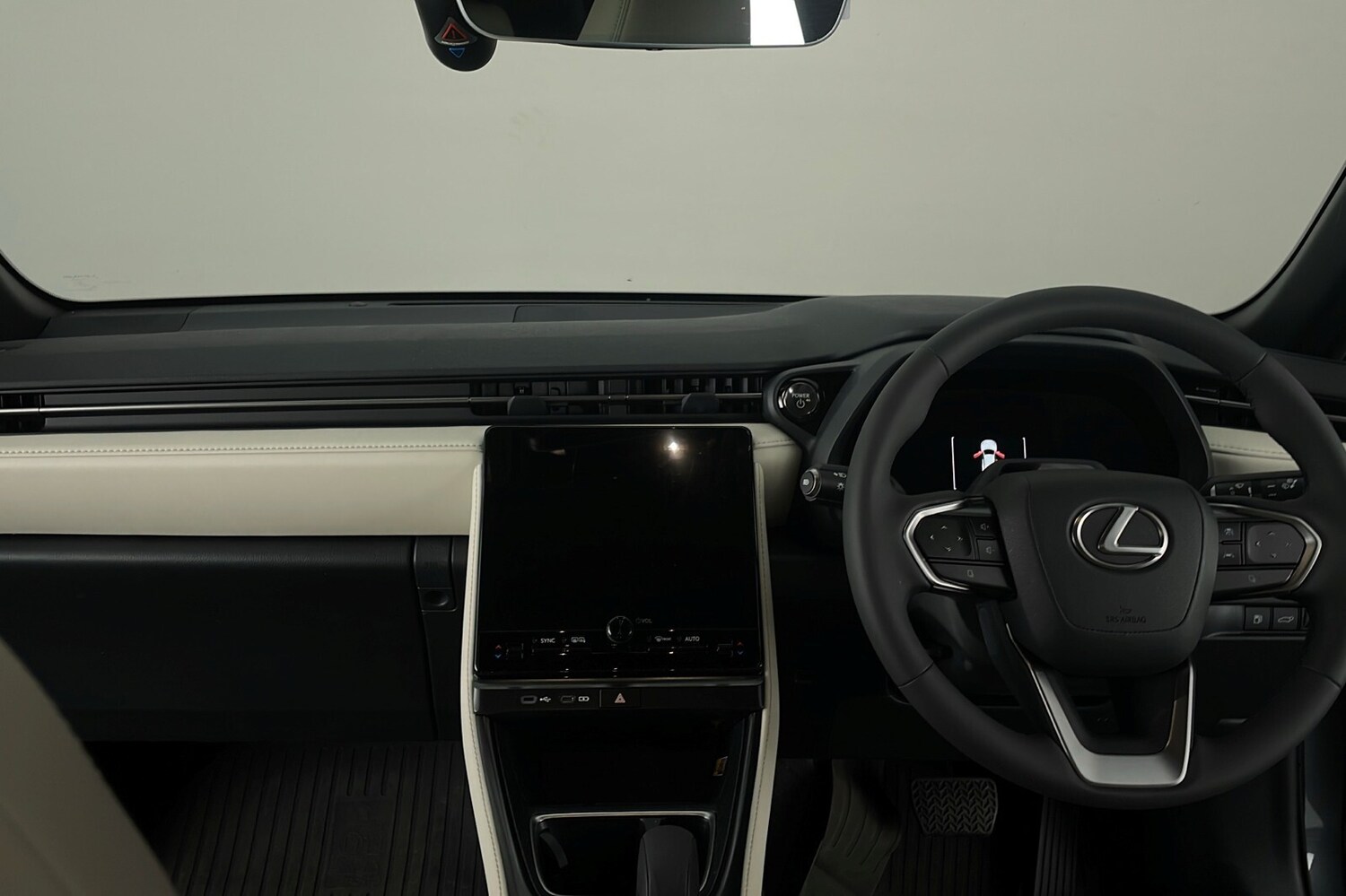 2025 Lexus LBX 1.5 Premium Plus 5dr E-CVT Hatchback Hybrid Automatic - Picture 8 of 24