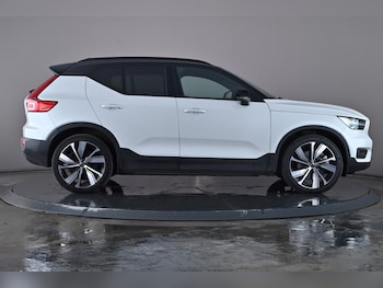 Used Volvo XC40 2021 for sale - 75936349: Photo