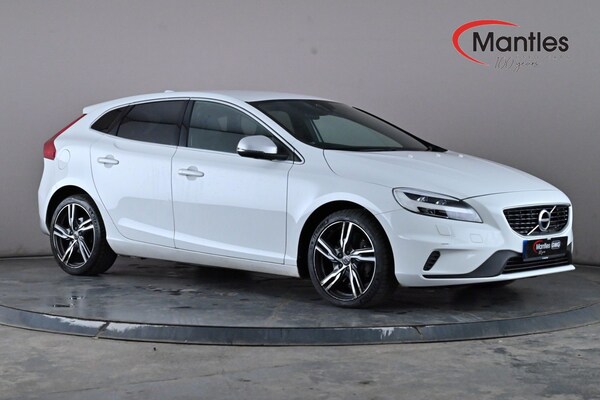 Used Volvo V40 2017 for sale - 76186161: Photo 1