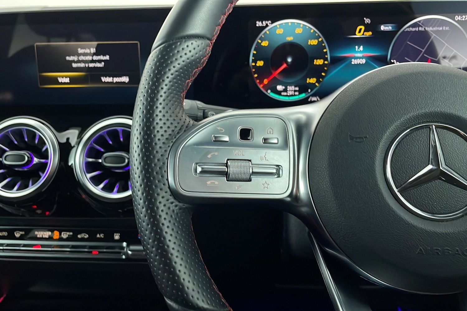 Used Mercedes-Benz EQA 2023 for sale - 76716545: Photo 15