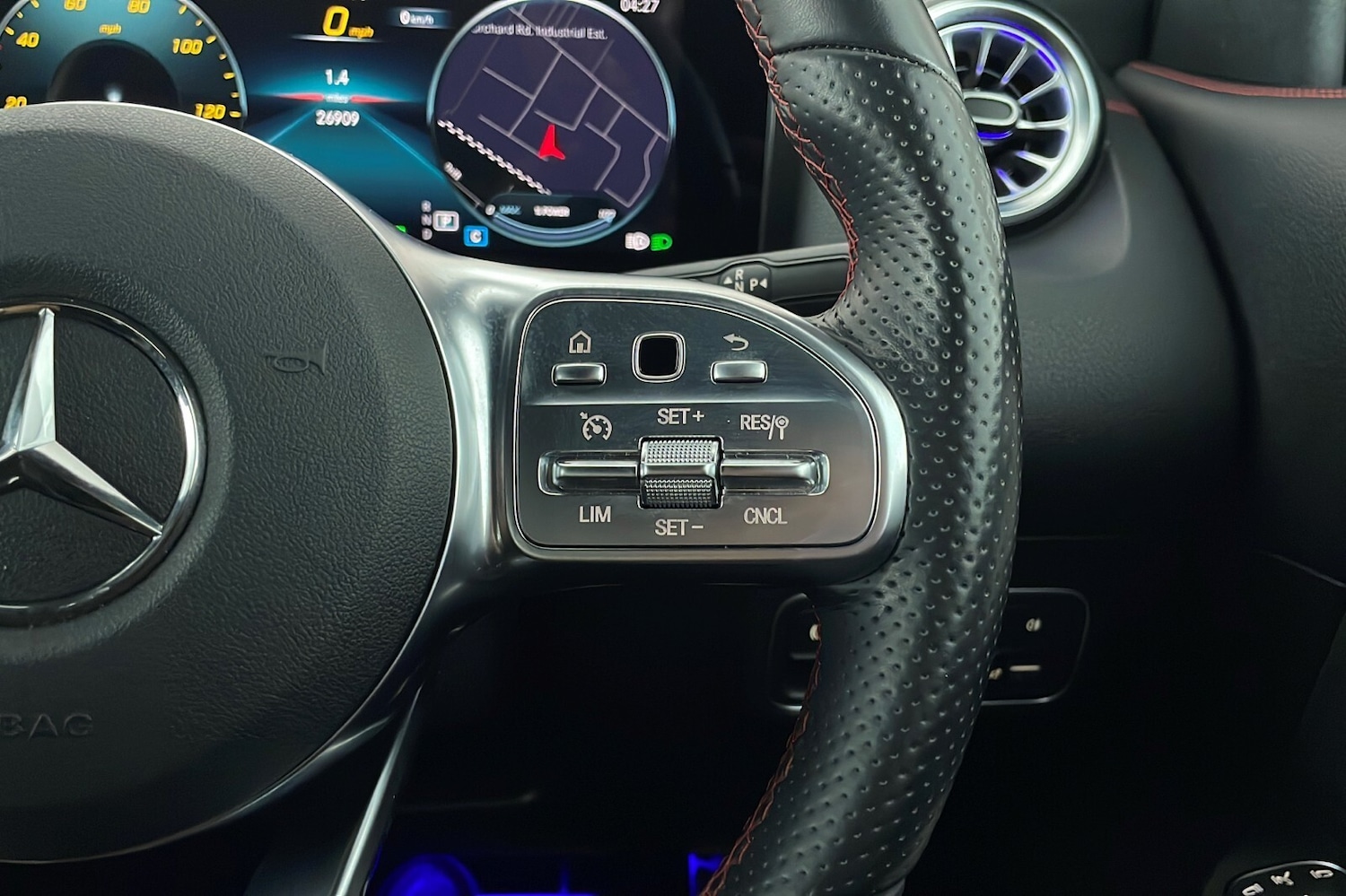 Used Mercedes-Benz EQA 2023 for sale - 76716545: Photo 16