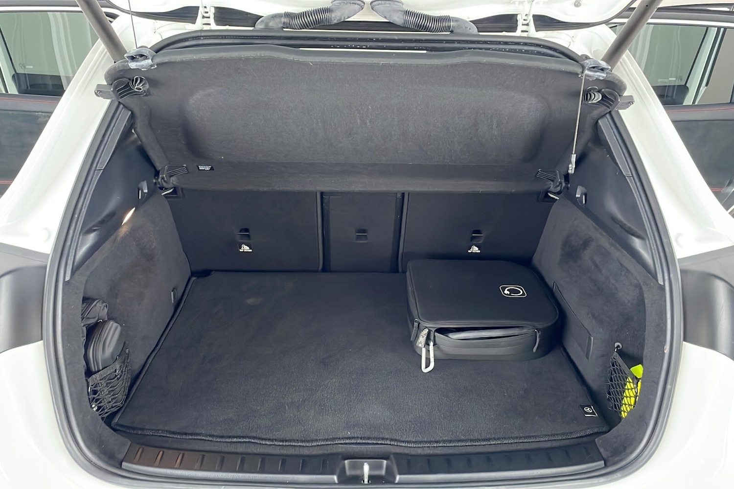 Used Mercedes-Benz EQA 2023 for sale - 76716545: Photo 17