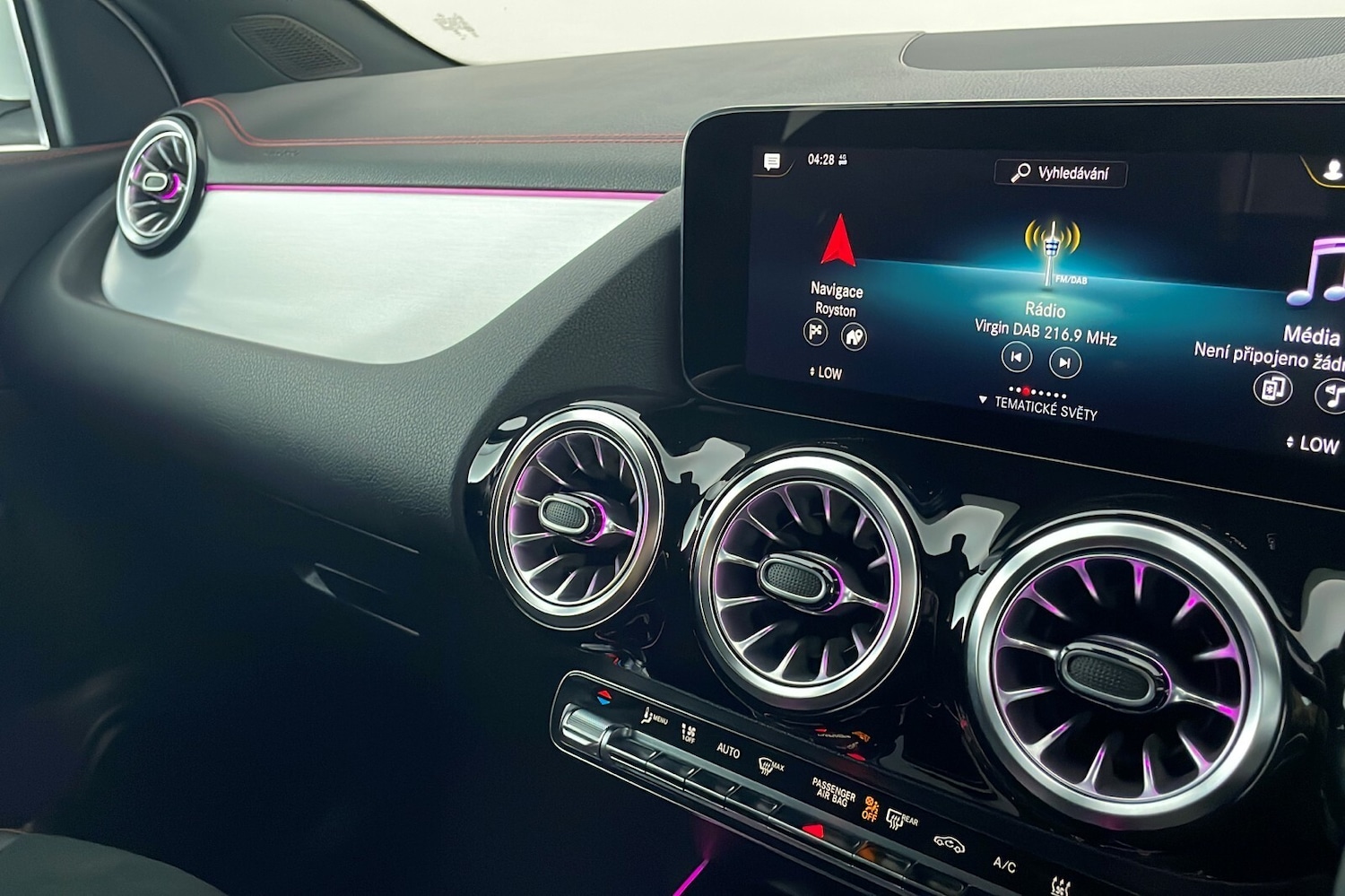 Used Mercedes-Benz EQA 2023 for sale - 76716545: Photo 25