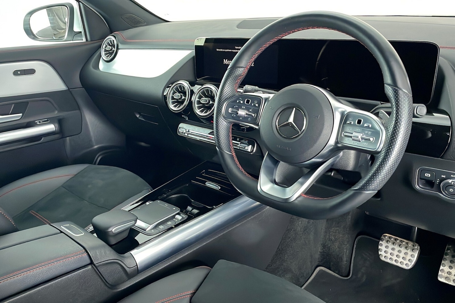 Used Mercedes-Benz EQA 2023 for sale - 76716545: Photo 9