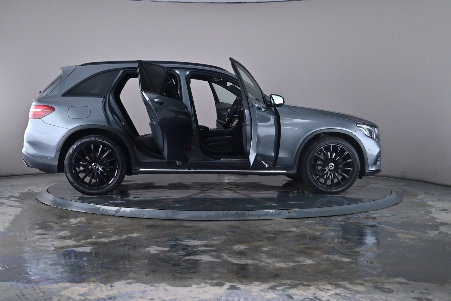 Used Mercedes-Benz GLC 2017 for sale - 76635201: Photo 69