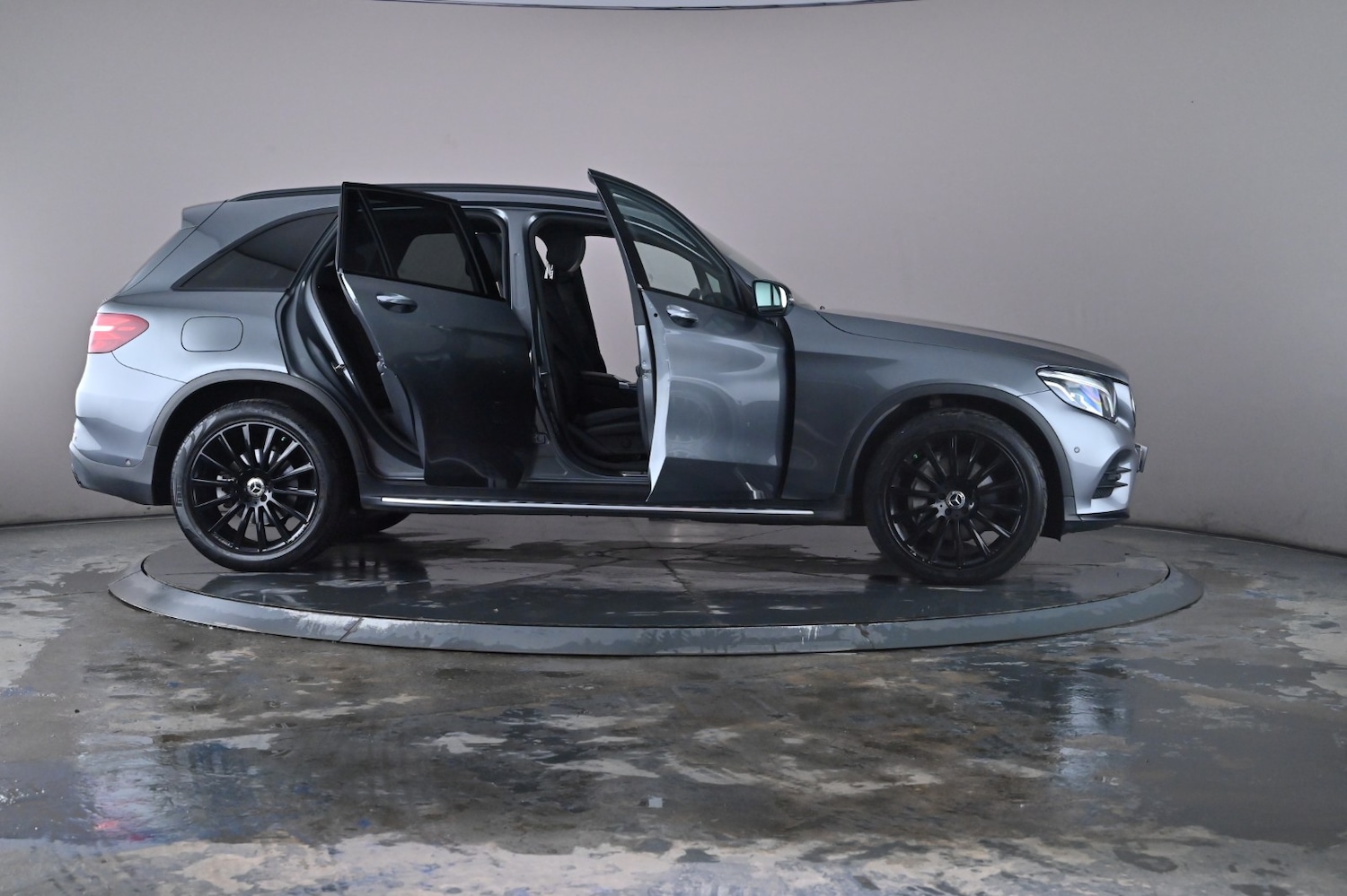 Used Mercedes-Benz GLC 2017 for sale - 76635201: Photo 70