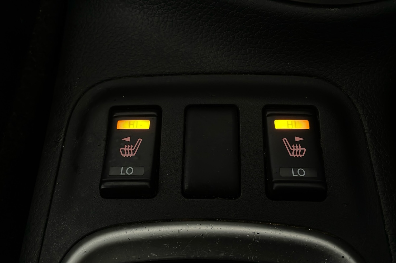 Used Nissan Navara 2020 for sale - 76057450: Photo 21