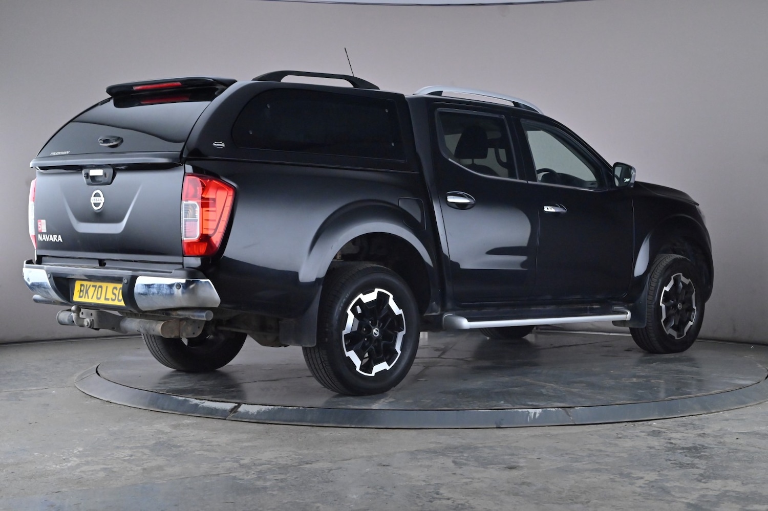 Used Nissan Navara 2020 for sale - 76057450: Photo 6
