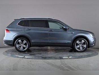 Used Volkswagen Tiguan Allspace 2021 for sale - 77572624: Photo