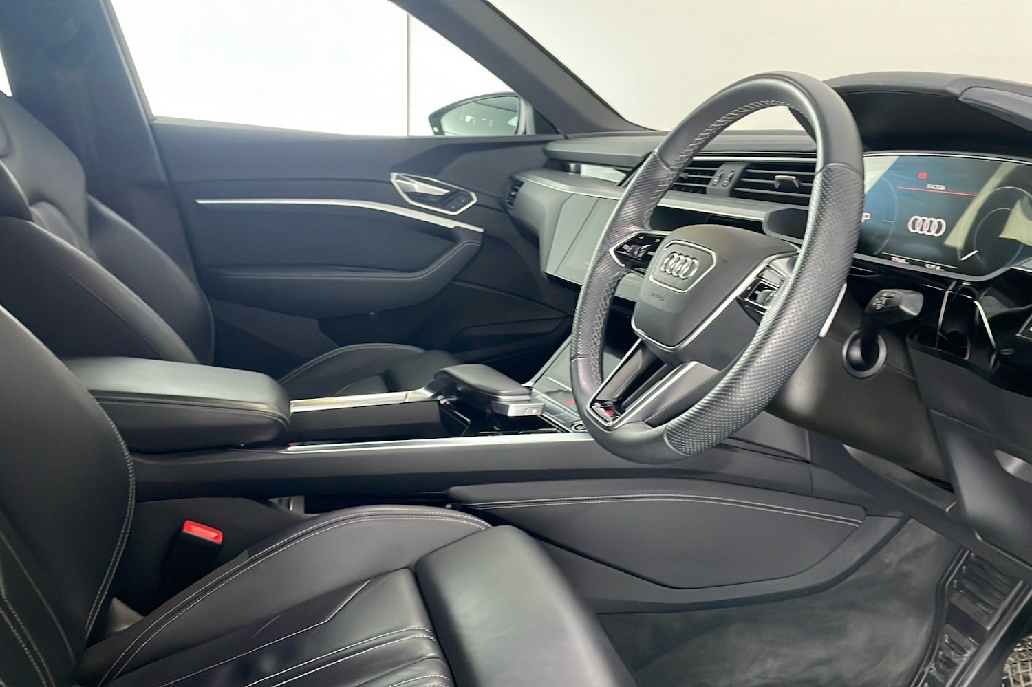 Used Audi e-tron 2022 for sale - 78219542: Photo 10