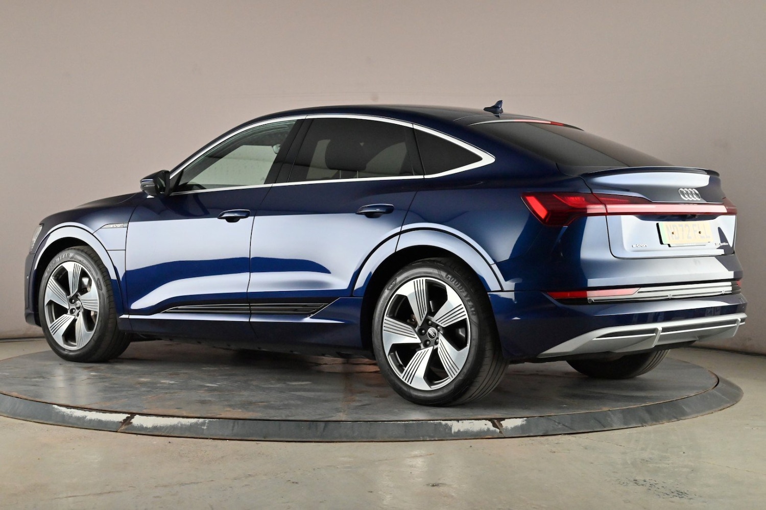 Used Audi e-tron 2022 for sale - 78219542: Photo 4