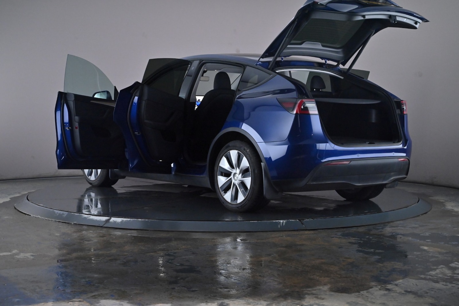 Used Tesla Model Y 2022 for sale - 76744687: Photo 56