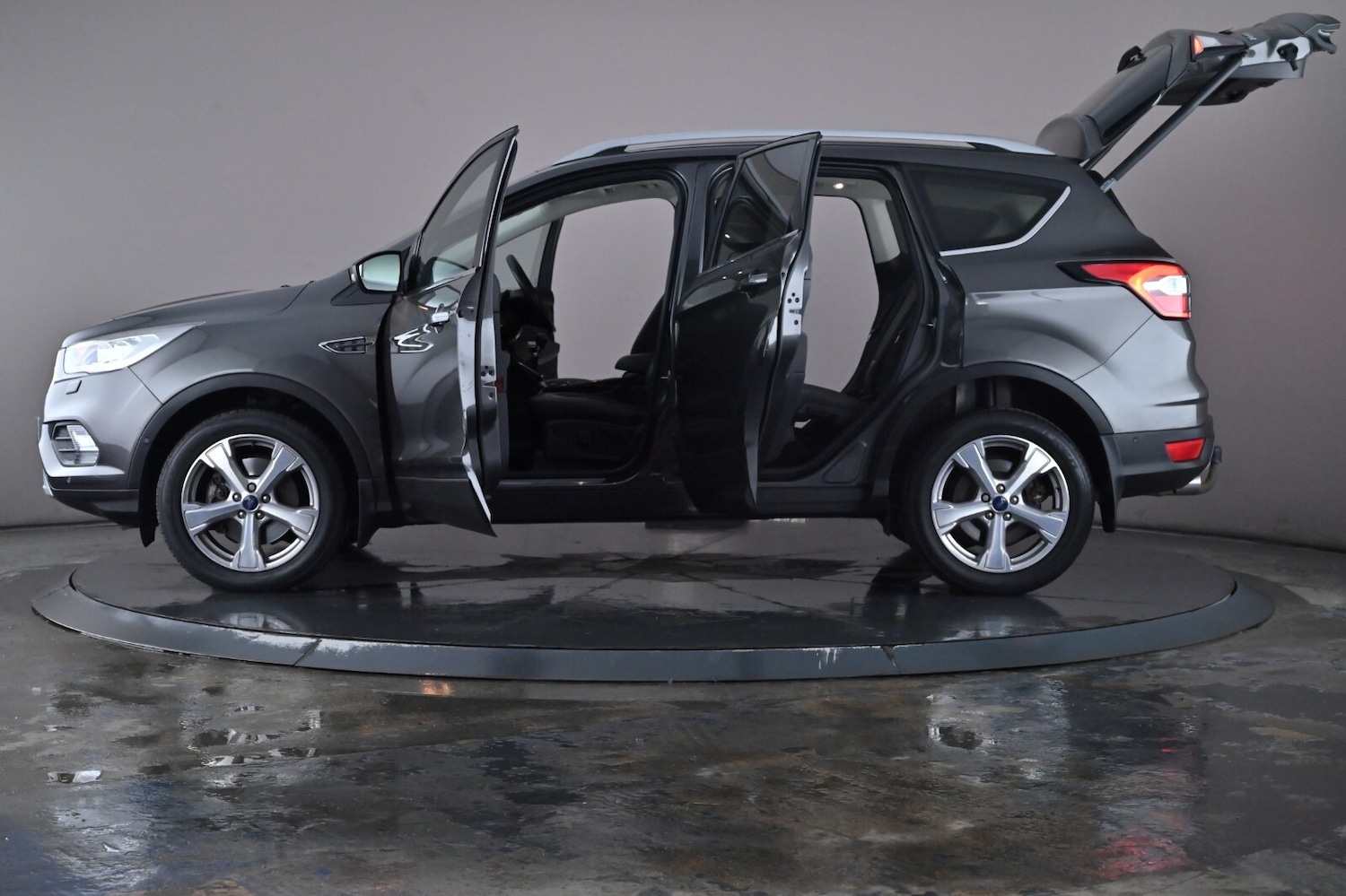 Used Ford Kuga 2018 for sale - 76635202: Photo 50