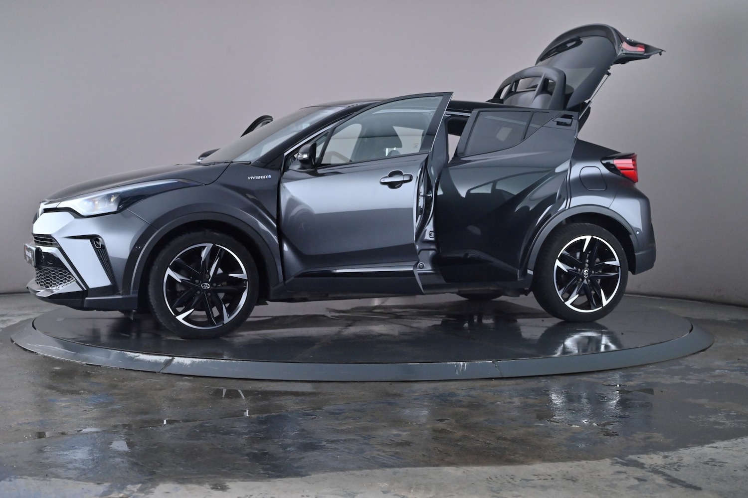 Used Toyota C-HR 2022 for sale - 76716485: Photo 49