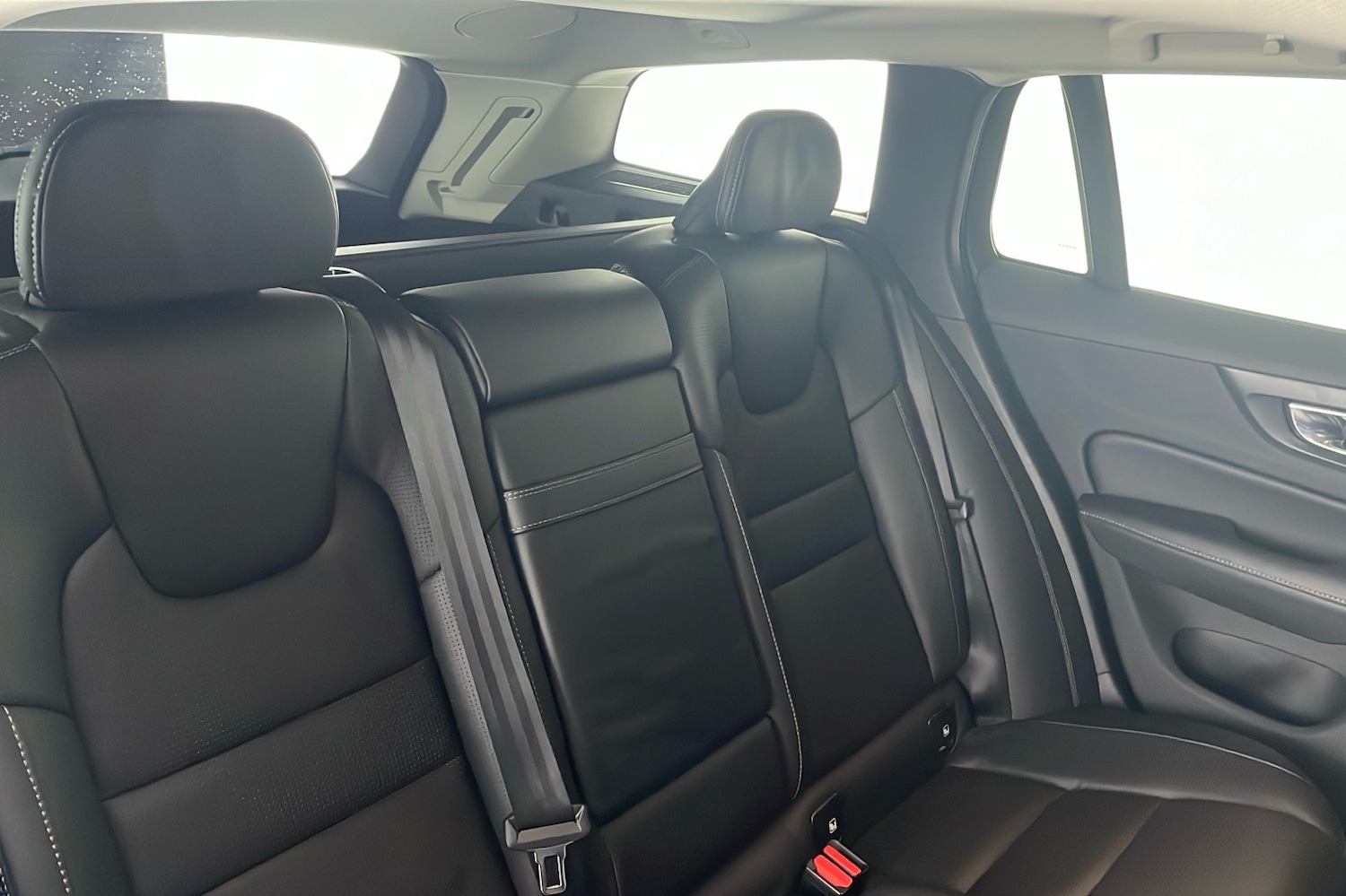 Used Volvo V60 2018 for sale - 76618417: Photo 9