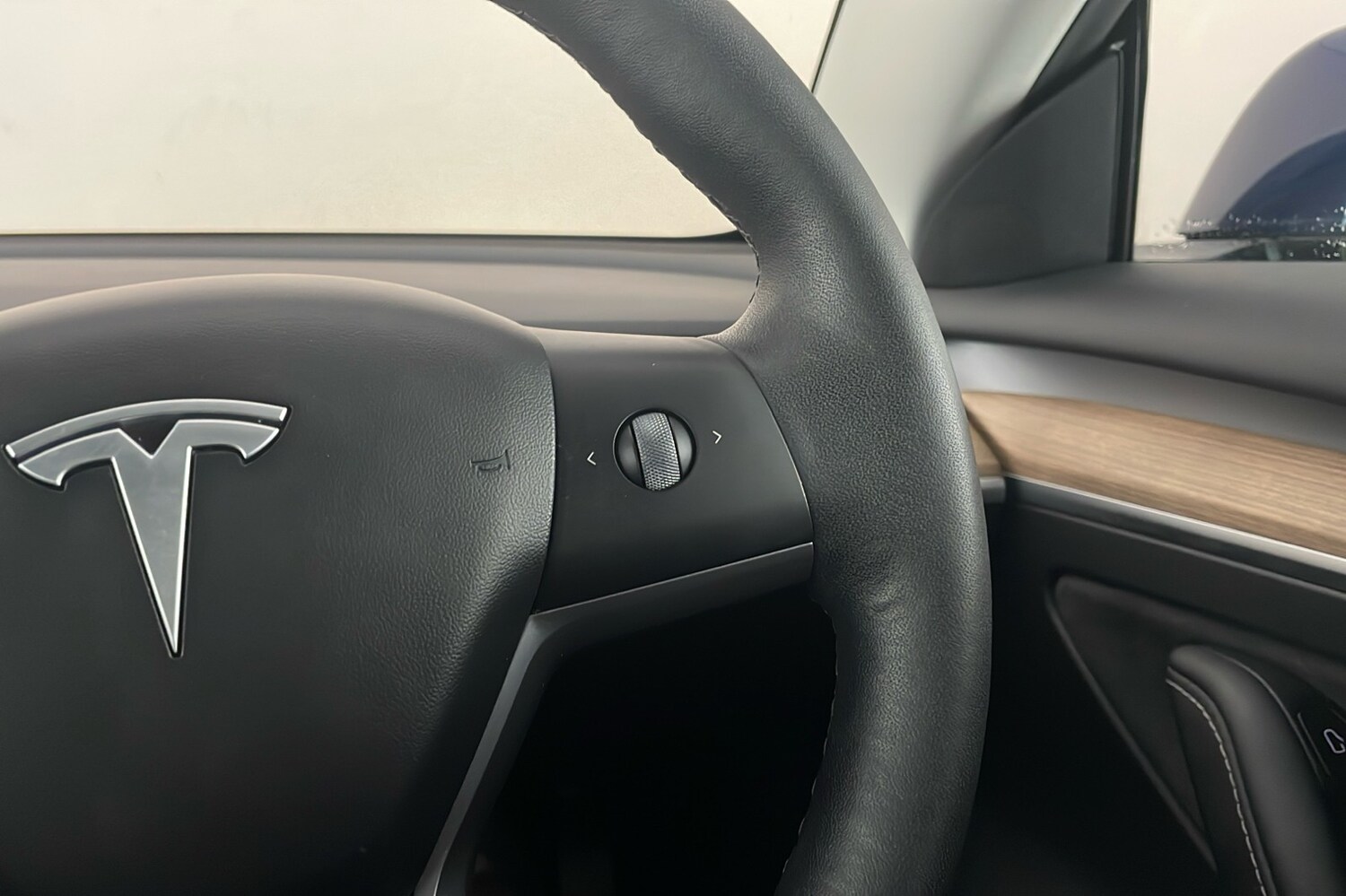 Used Tesla Model 3 2021 for sale - 76340940: Photo 15