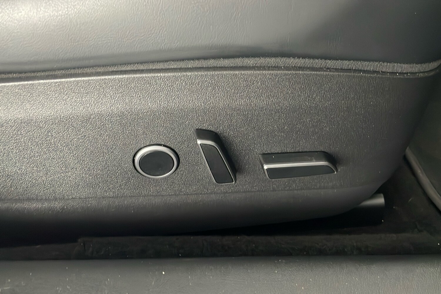 Used Tesla Model 3 2021 for sale - 76340940: Photo 20