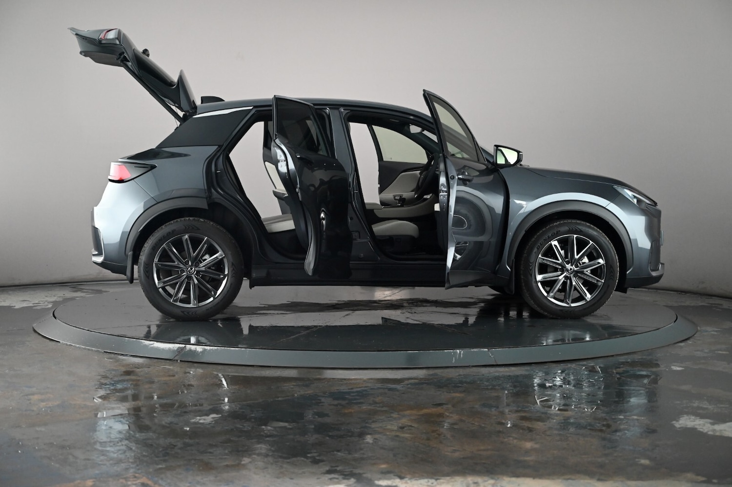 Used Lexus LBX 2025 for sale - 76730388: Photo 72