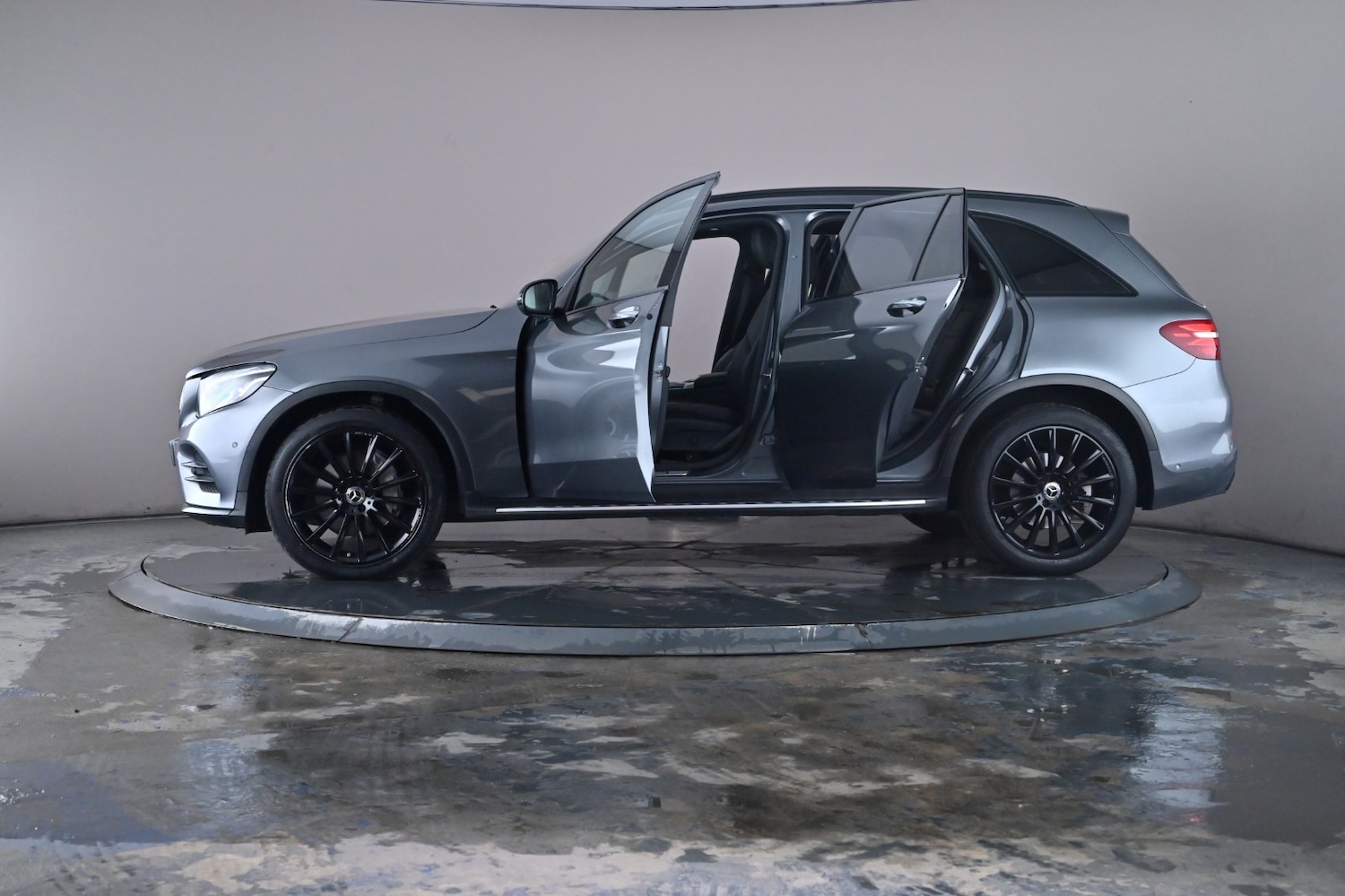 Used Mercedes-Benz GLC 2017 for sale - 76667985: Photo 51