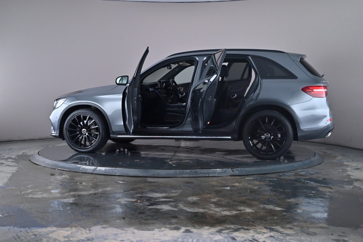 Used Mercedes-Benz GLC 2017 for sale - 76667985: Photo 53