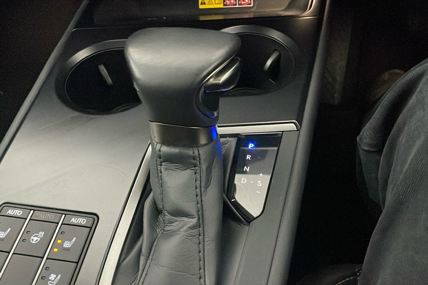 Used Lexus UX for sale - 77896707: Photo 11