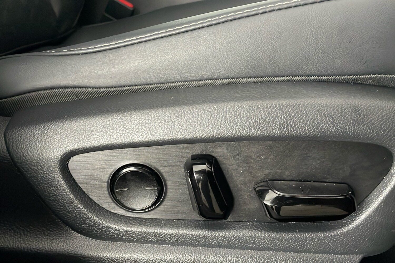 Used Lexus UX for sale - 77896707: Photo 24