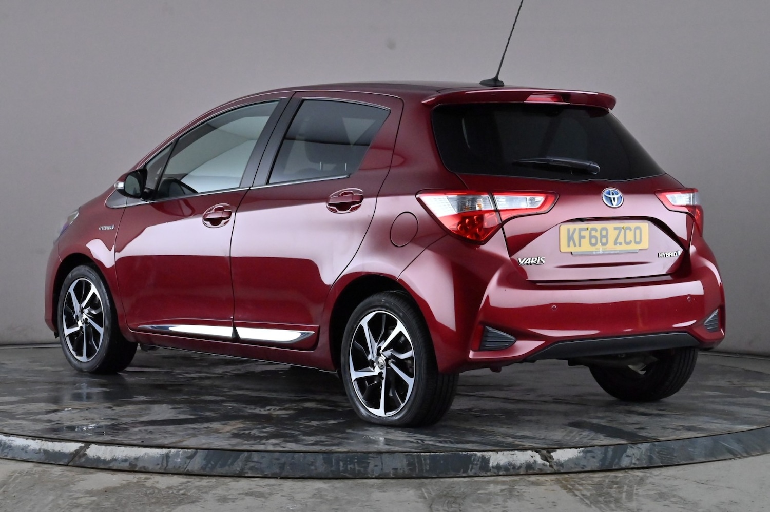 Used Toyota Yaris 2019 for sale - 77541129: Photo 4