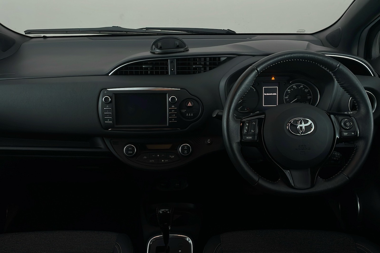 Used Toyota Yaris 2019 for sale - 77541129: Photo 8