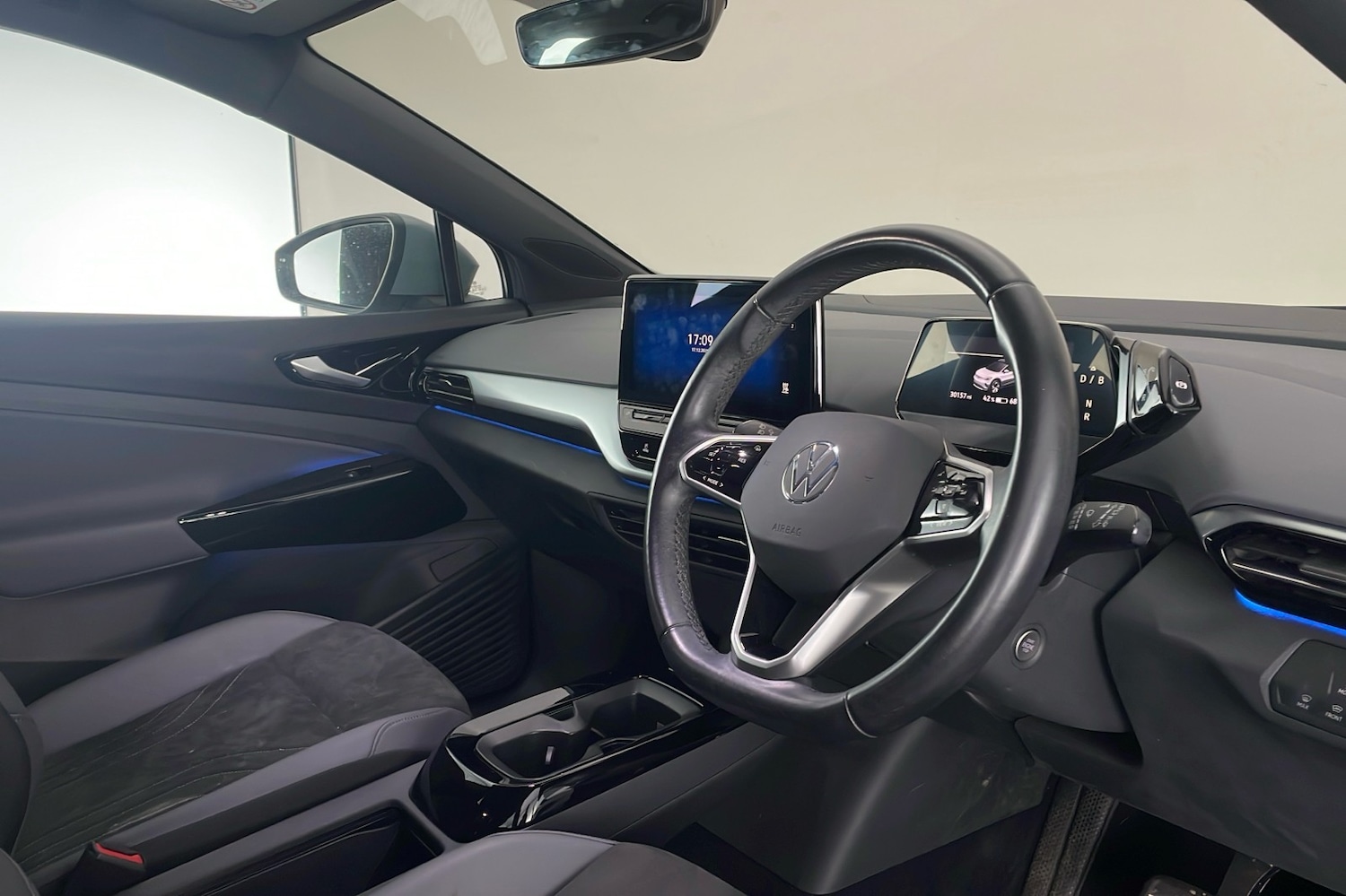 Used Volkswagen ID.4 2022 for sale - 76986648: Photo 10