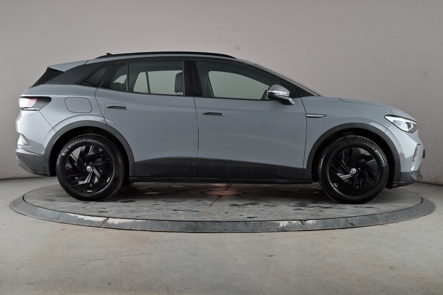 Used Volkswagen ID.4 2022 for sale - 76986648: Photo 3