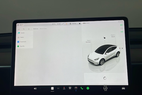 Used Tesla Model Y 2022 for sale - 76257241: Photo 17