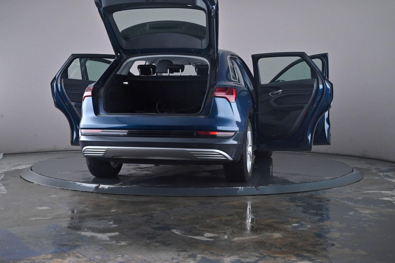 Used Audi e-tron 2021 for sale - 76635121: Photo 62