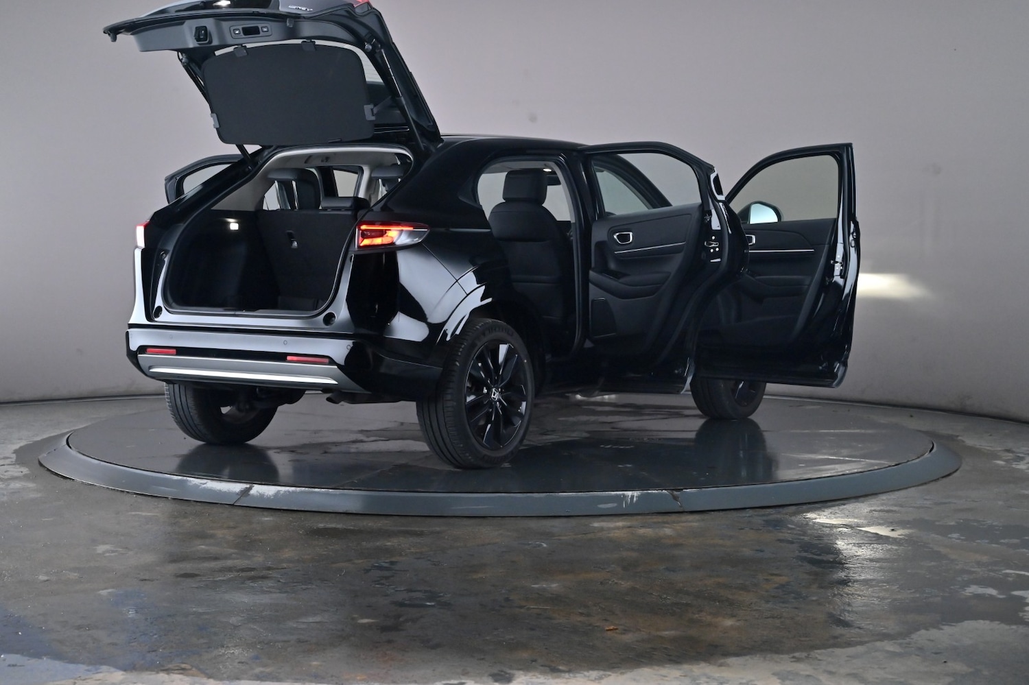 Used Honda HR-V 2023 for sale - 76635165: Photo 63