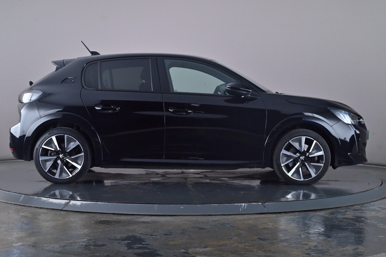 Used Peugeot 208 2021 for sale - 76744663: Photo 3