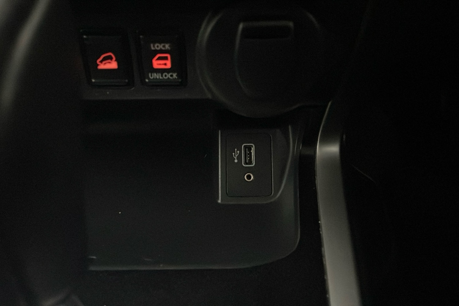 Used Nissan Navara 2020 for sale - 76751707: Photo 19