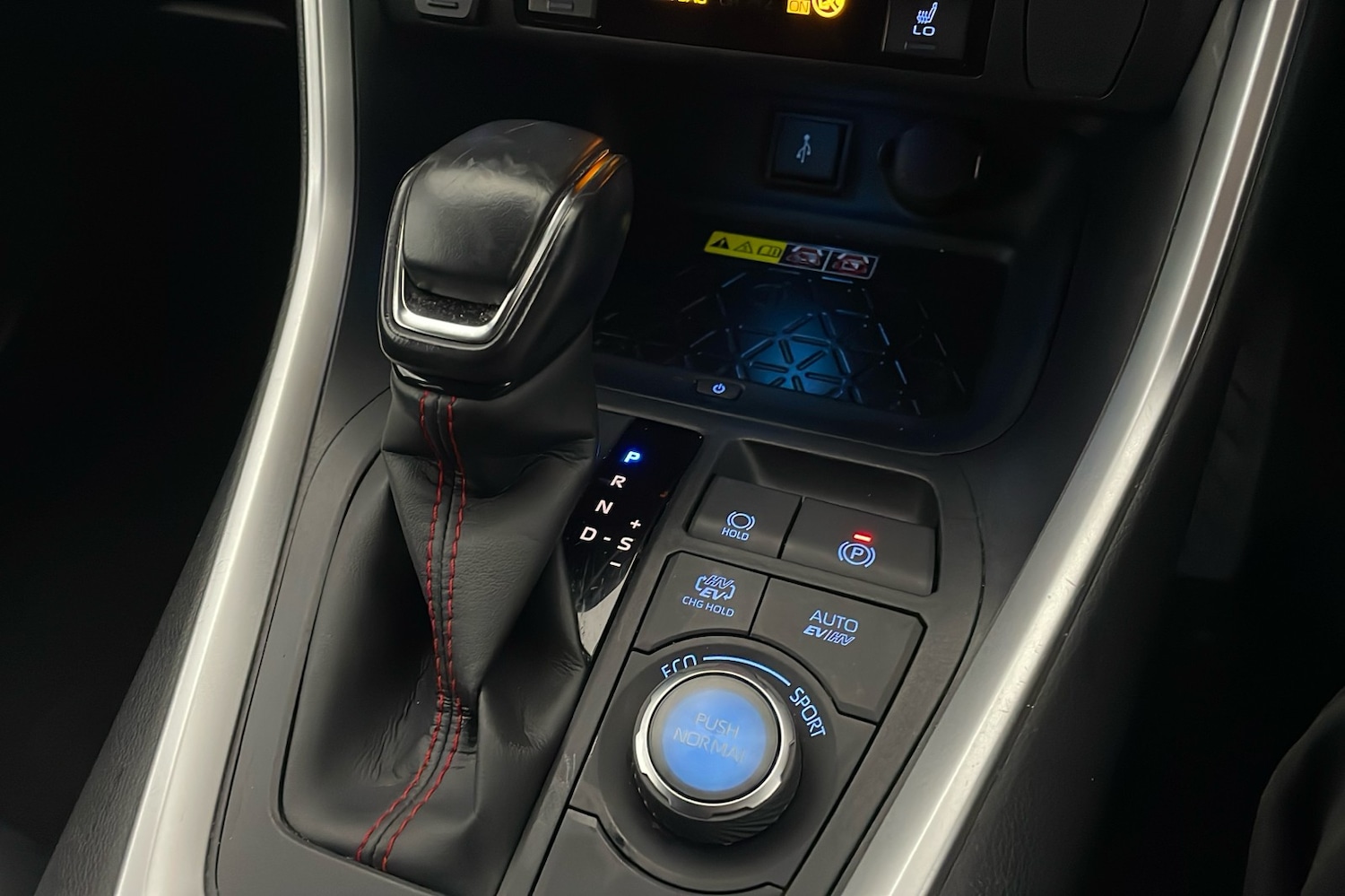 Used Toyota RAV4 2022 for sale - 76564641: Photo 12