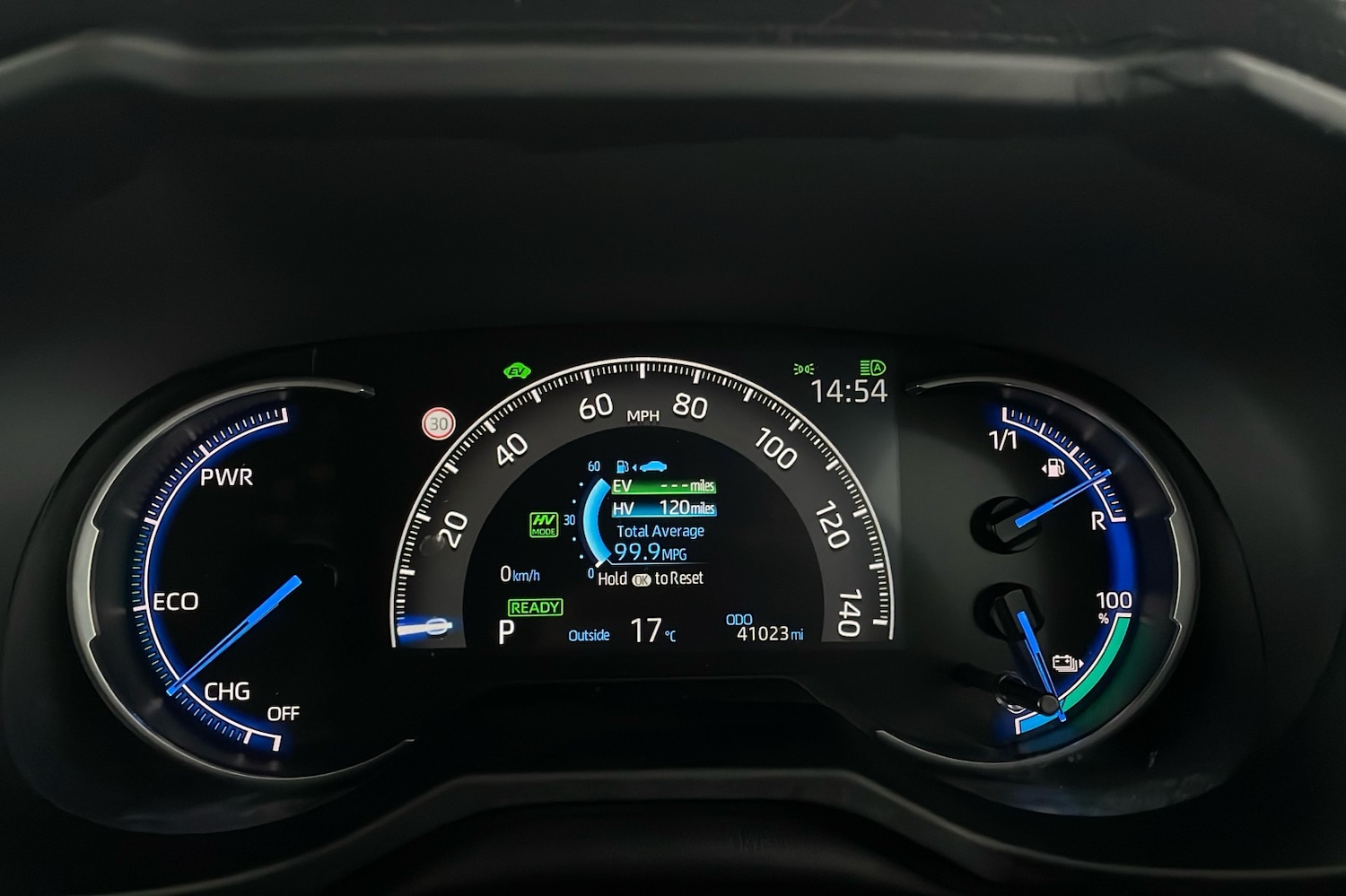 Used Toyota RAV4 2022 for sale - 76564641: Photo 13