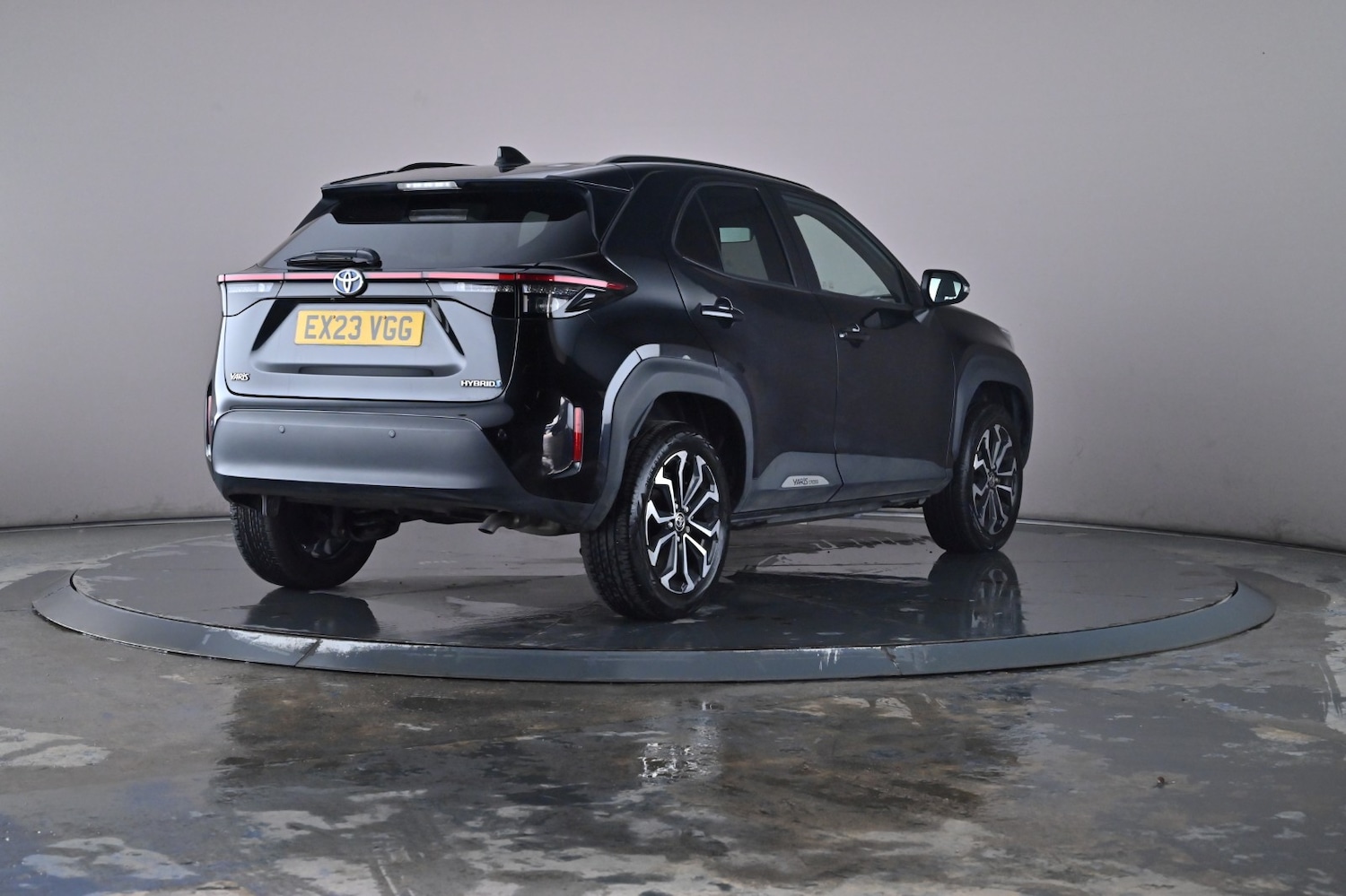 Used Toyota Yaris Cross 2023 for sale - 76668004: Photo 44