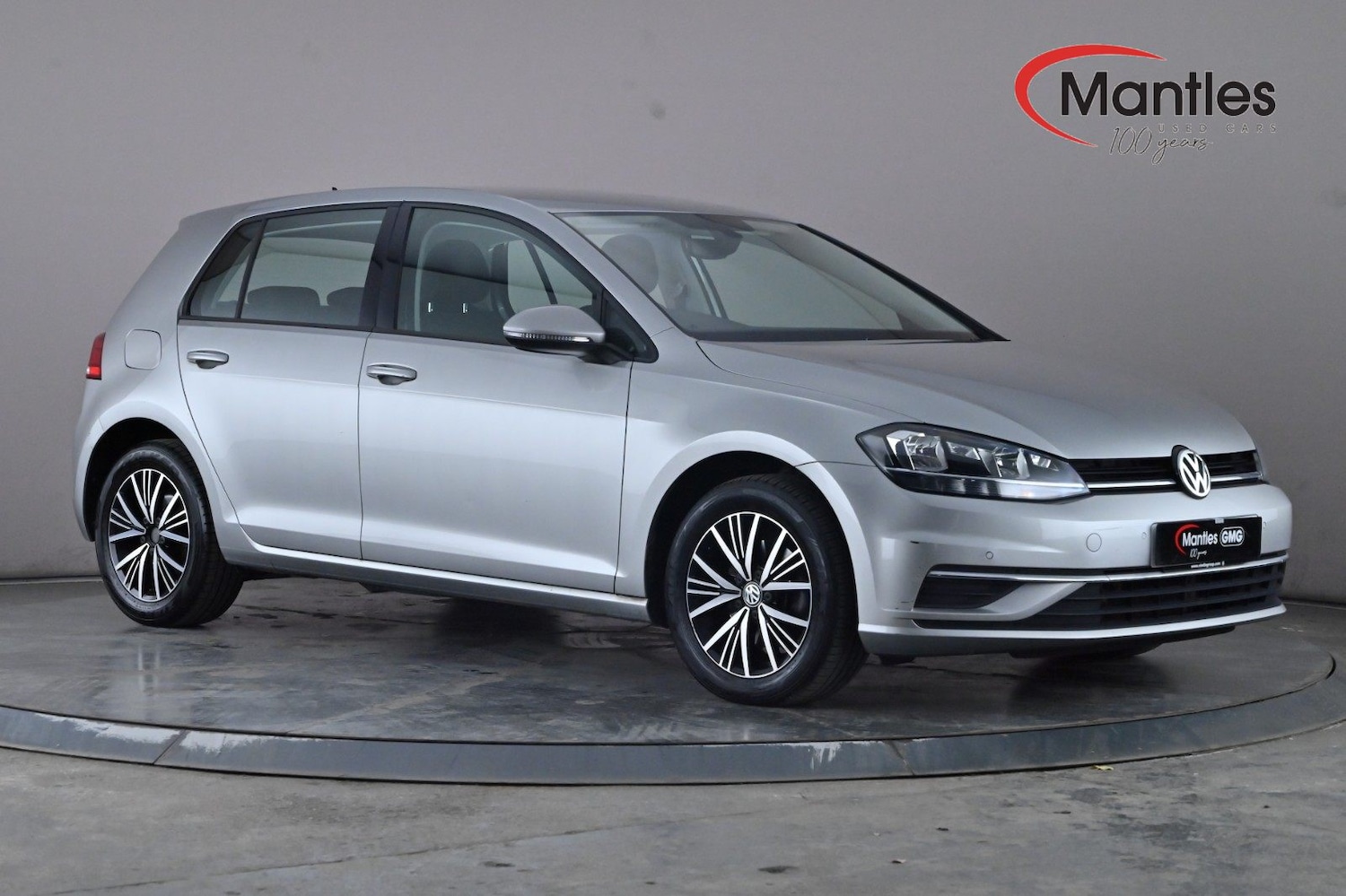 Used Volkswagen Golf 2017 for sale - 76376641: Photo 1