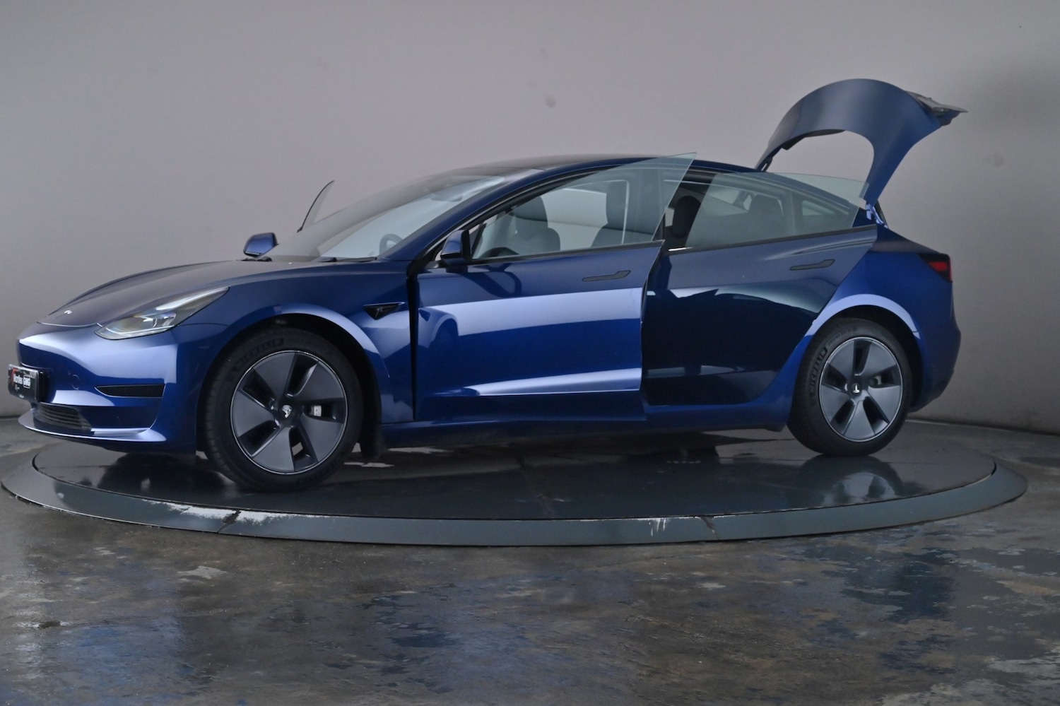 Used Tesla Model 3 2022 for sale - 76716569: Photo 48