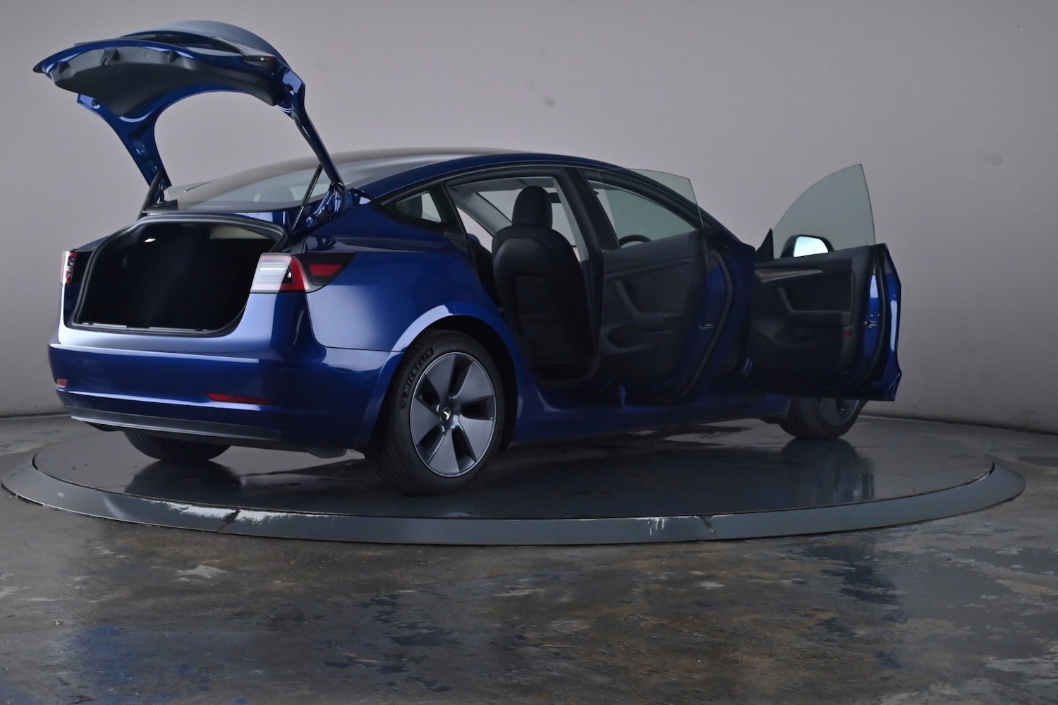 Used Tesla Model 3 2022 for sale - 76716569: Photo 64