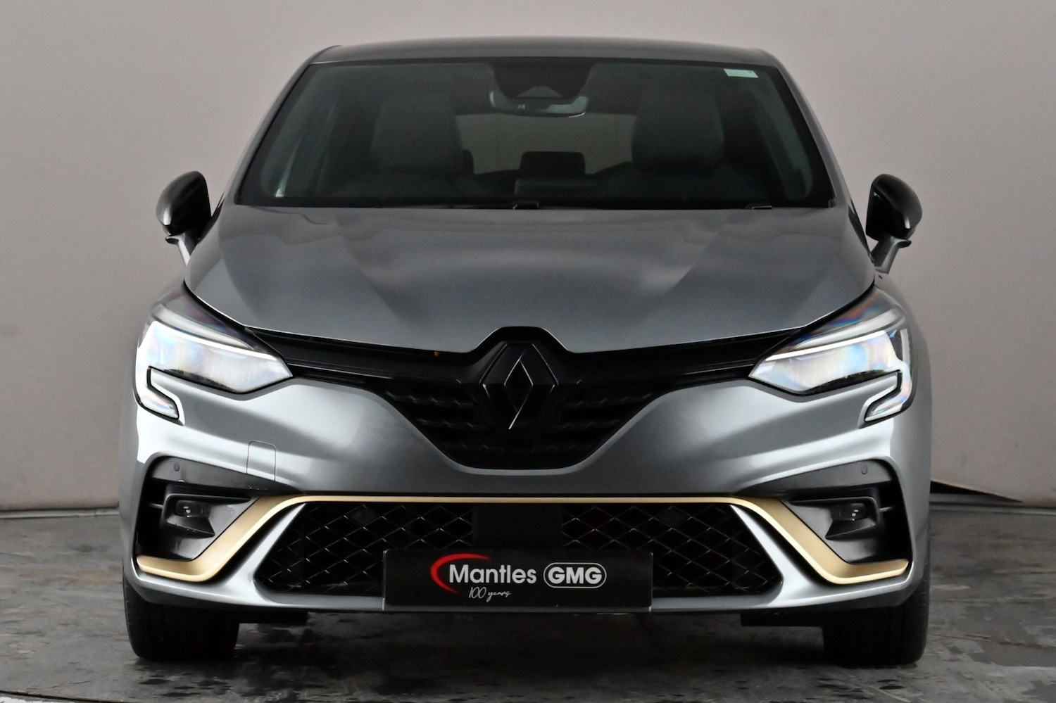 Used Renault Clio 2023 for sale - 76980686: Photo 2