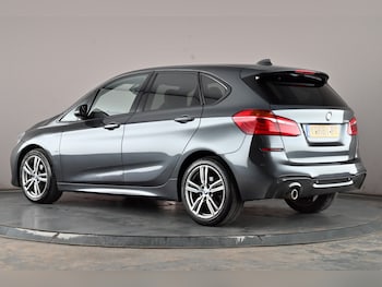 Used BMW 2 Series 2018 for sale - 76373528: Photo