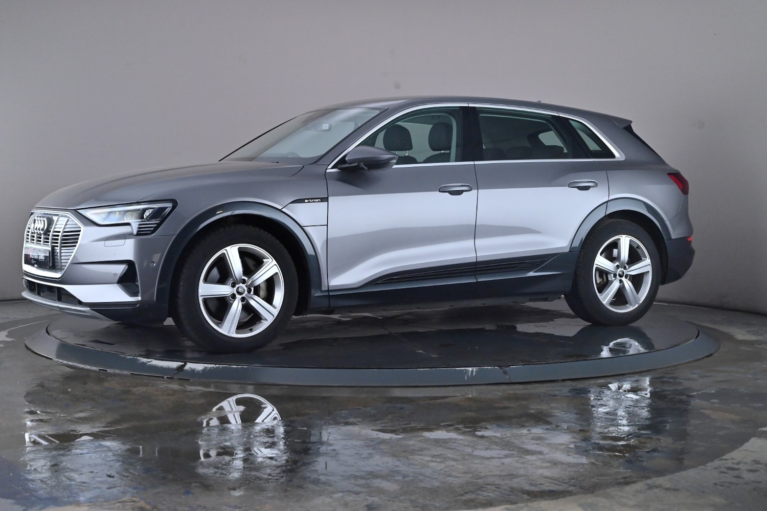 Used Audi e-tron 2022 for sale - 76672404: Photo 12