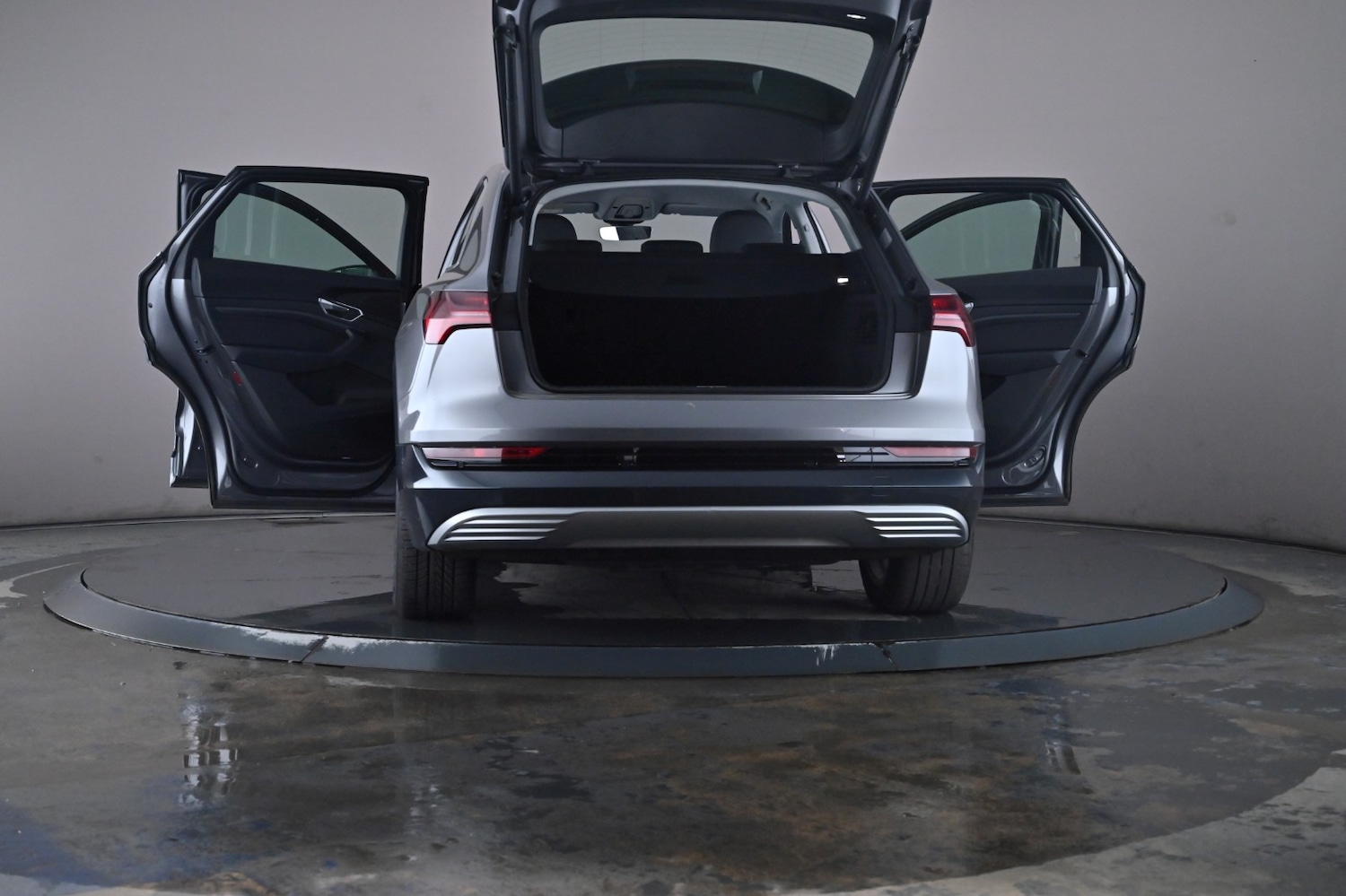 Used Audi e-tron 2022 for sale - 76672404: Photo 59